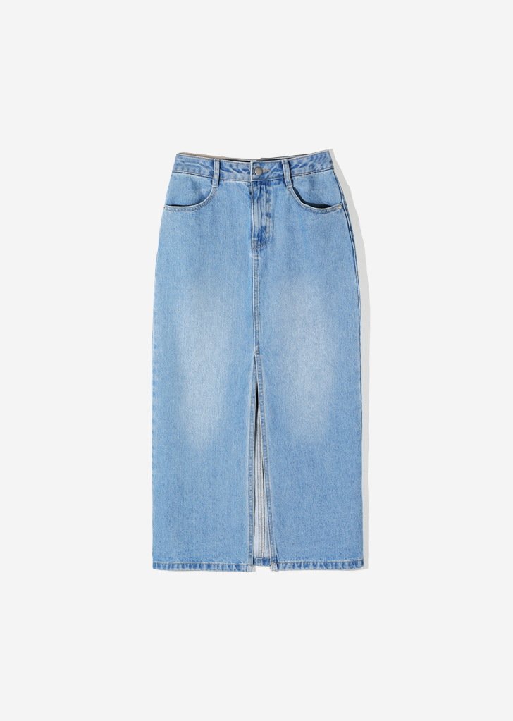 Front wide slit denim skirt [Blue]
