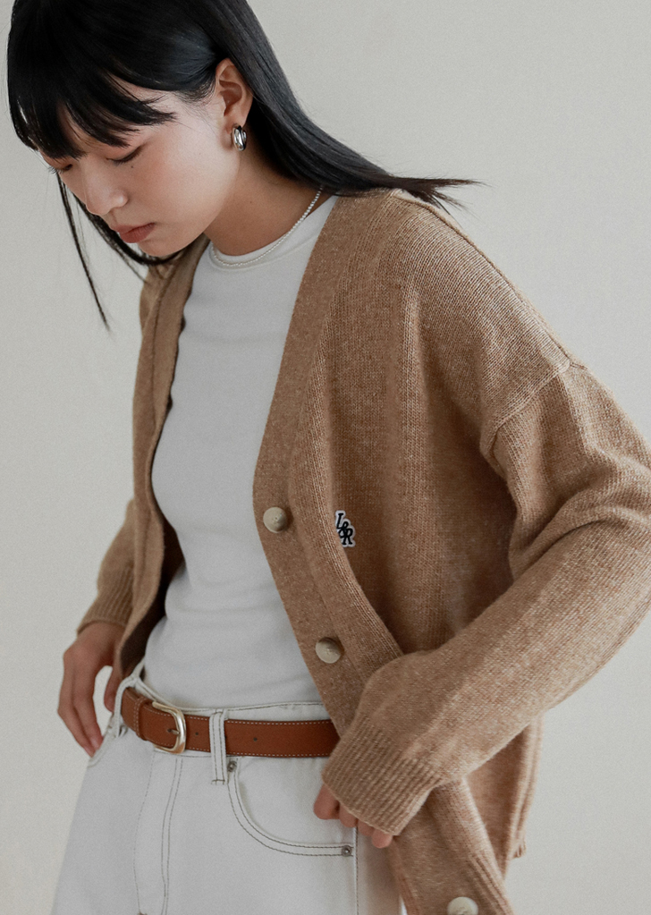 Lossy Row Cashmere Patch V Cardigan [Beige]